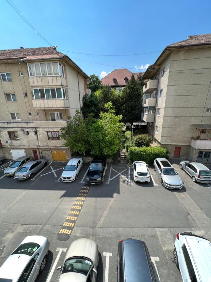 Râmnicu Vâlcea Apartament Centru מראה חיצוני תמונה