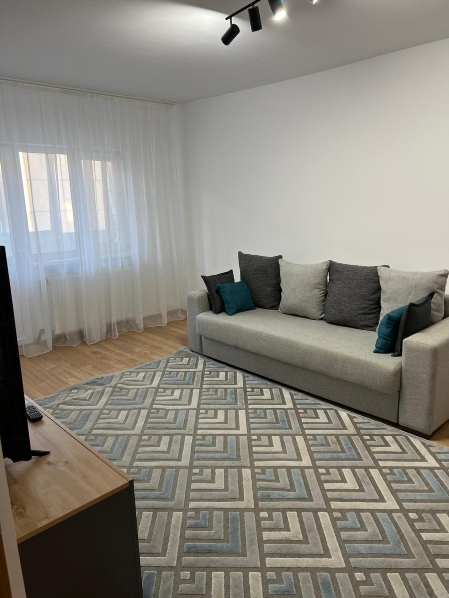 Râmnicu Vâlcea Apartament Centru מראה חיצוני תמונה