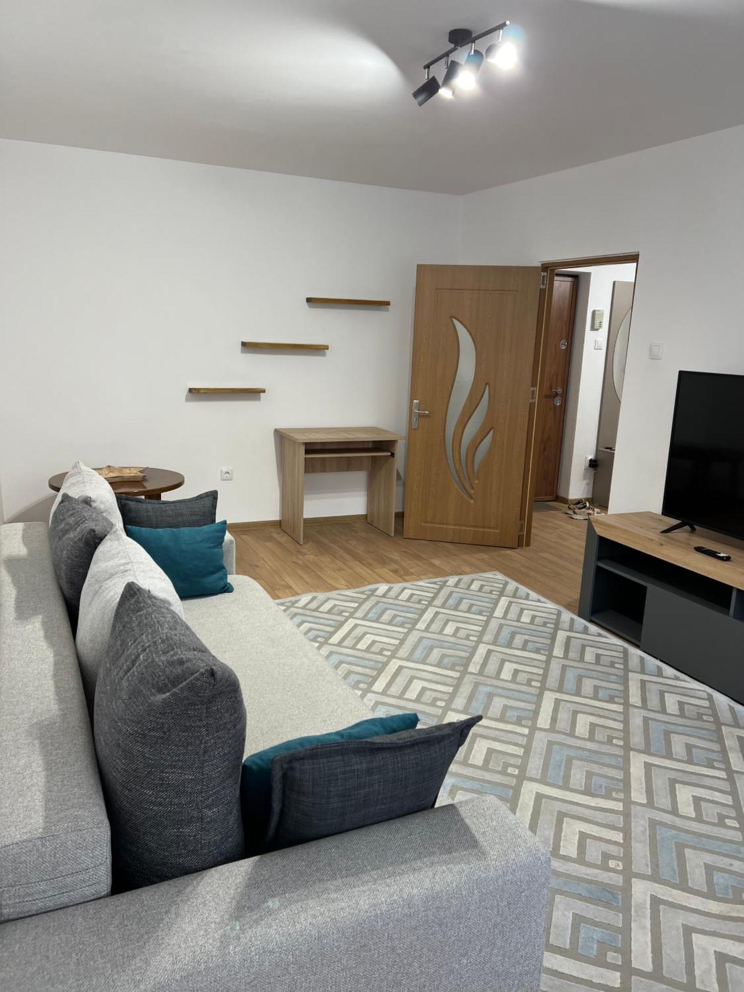 Râmnicu Vâlcea Apartament Centru מראה חיצוני תמונה