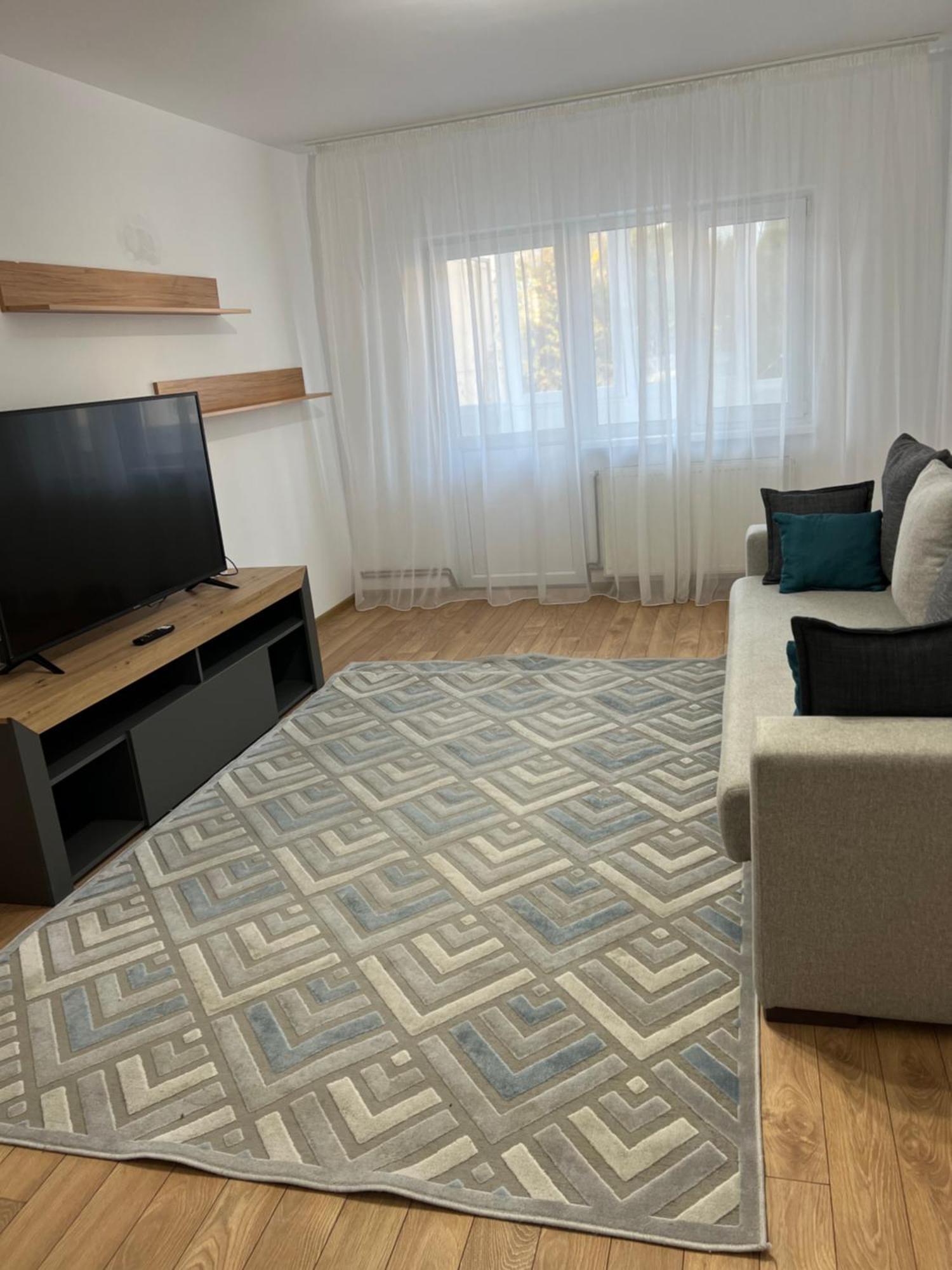 Râmnicu Vâlcea Apartament Centru מראה חיצוני תמונה