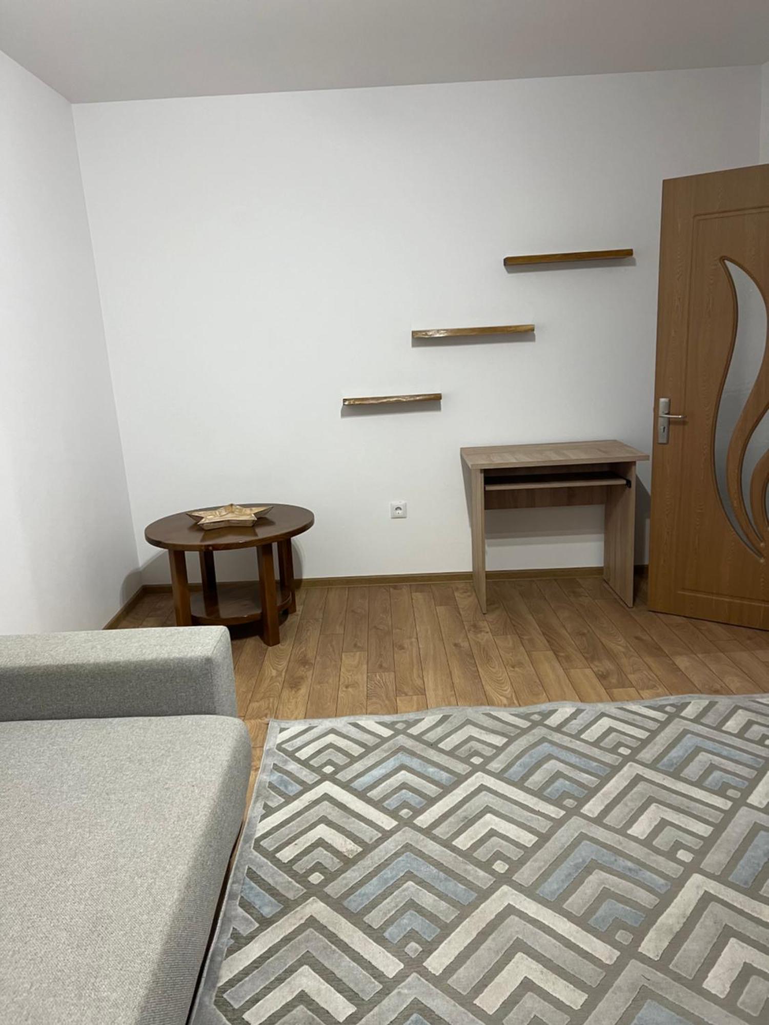 Râmnicu Vâlcea Apartament Centru מראה חיצוני תמונה