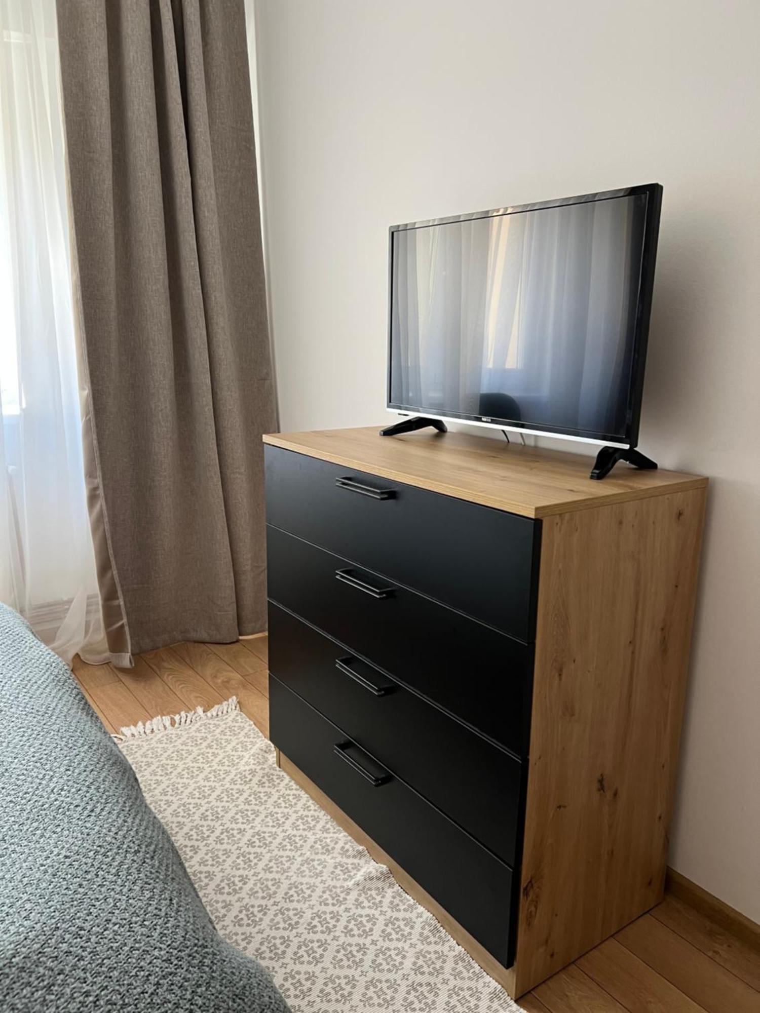 Râmnicu Vâlcea Apartament Centru מראה חיצוני תמונה